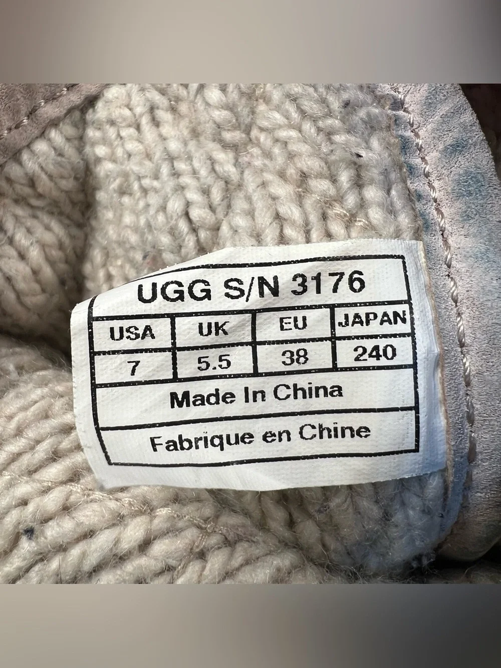 Ugg Boots Mountain Quilted Beige Short Boot Knit Button Side Women's 7